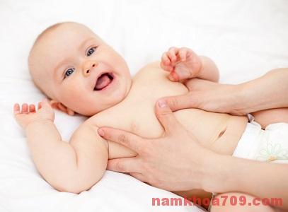 Bệnh lý hẹp bao quy đầu ở trẻ ngày càng phổ biến Viem-bao-quy-dau-o-tre-em-2